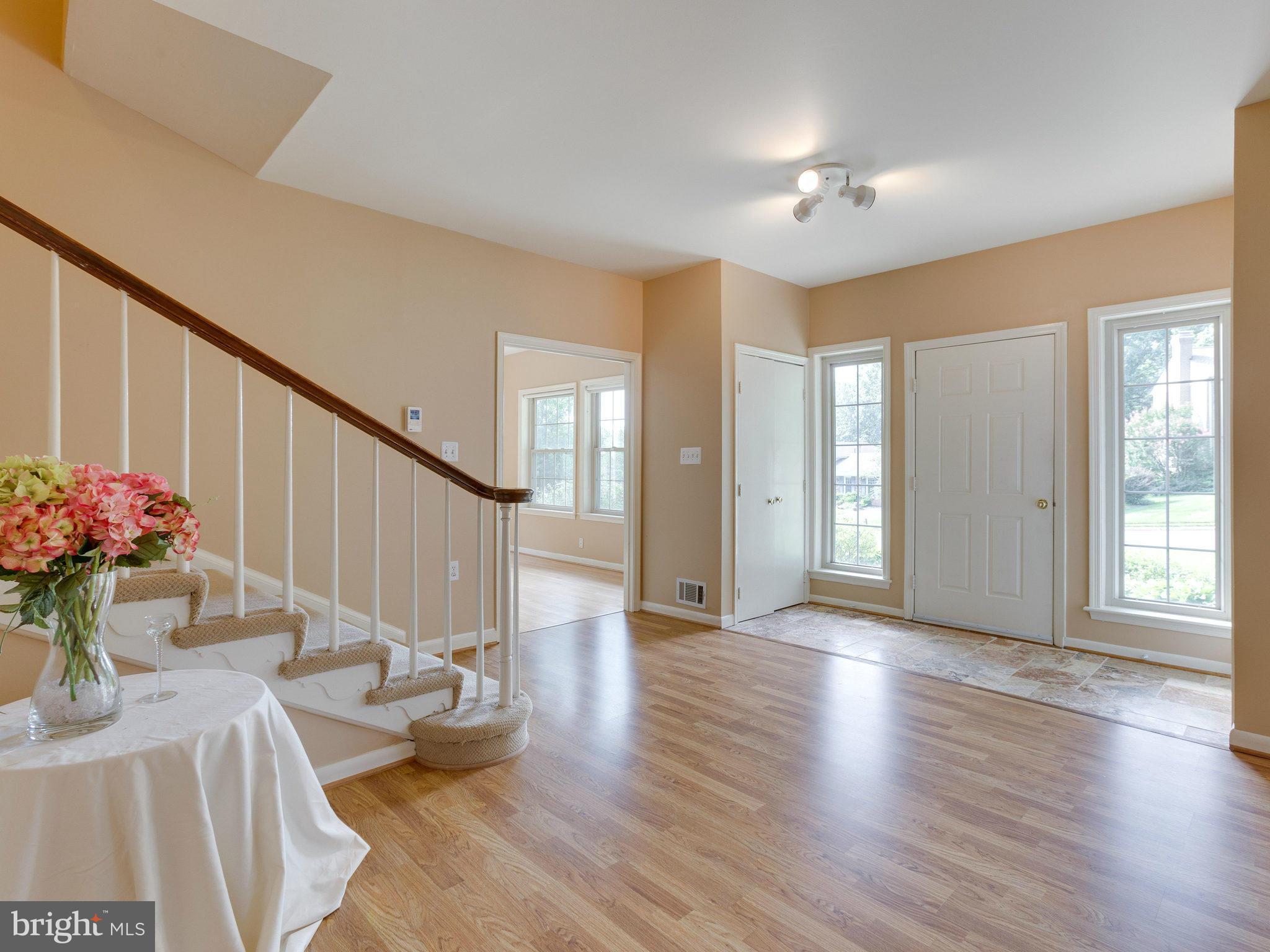 11044 Ring Road Reston, VA 20190 - Photo 6 of 30 Interior (General)