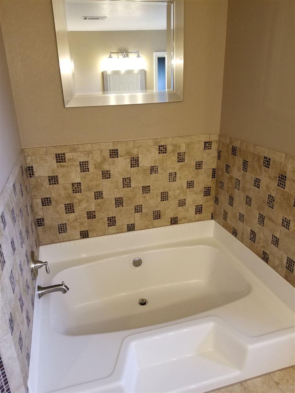 871 Ridge View Lane Pensacola, FL 32514 - Photo 22 of 30 Gallery Image 22