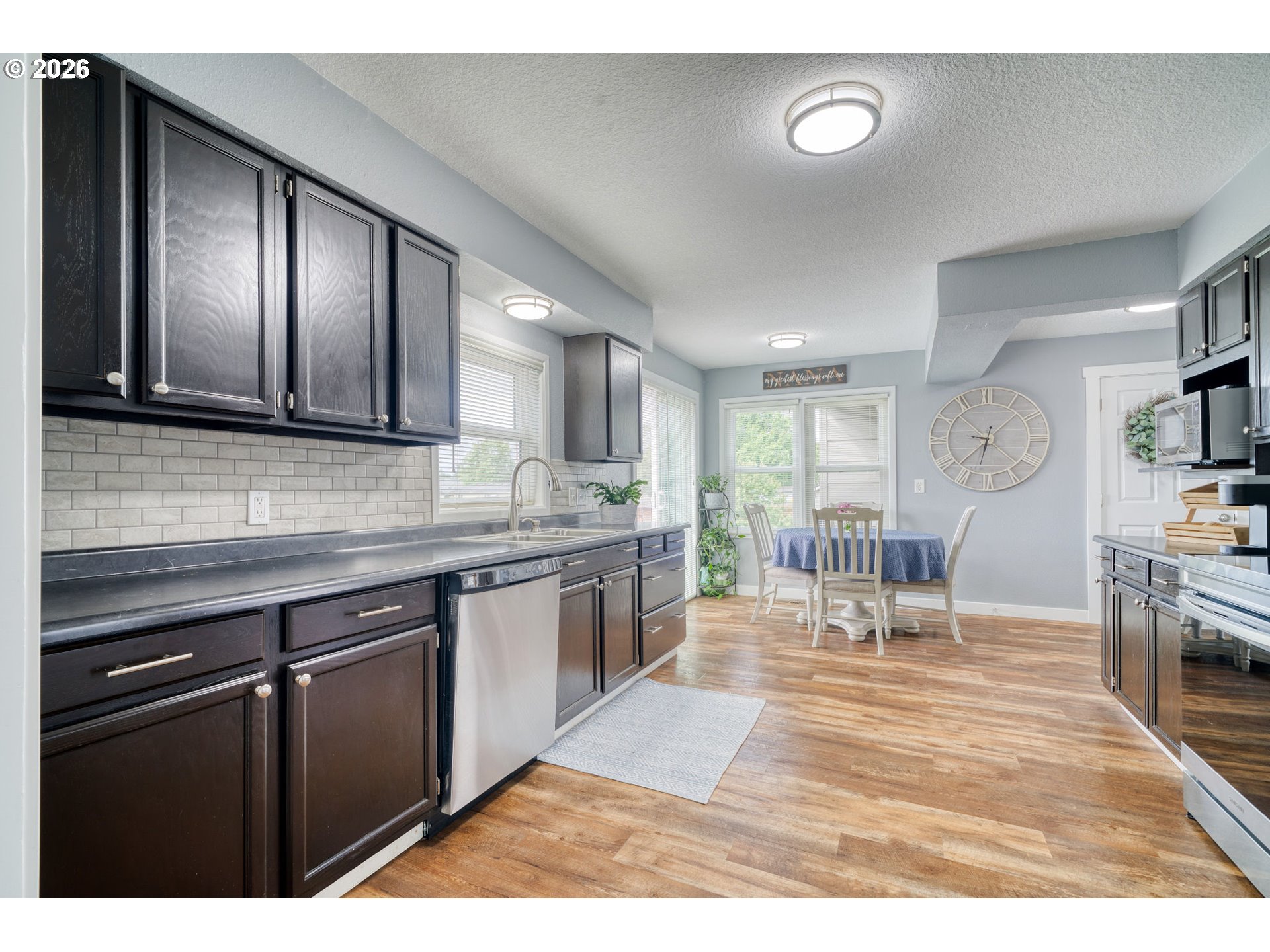 165 North Vernonia Road St. Helens, OR 97051 - Photo 16 of 41 Kitchen