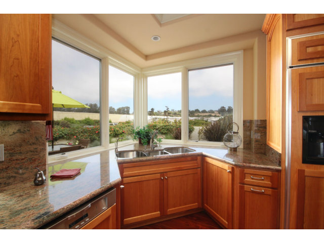15 Lilly Way La Selva Beach, CA 95076 - Photo 11 of 33