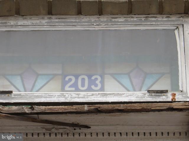 203 South Exeter Street Baltimore, MD 21202 - Photo 2 of 5 a close view of sink