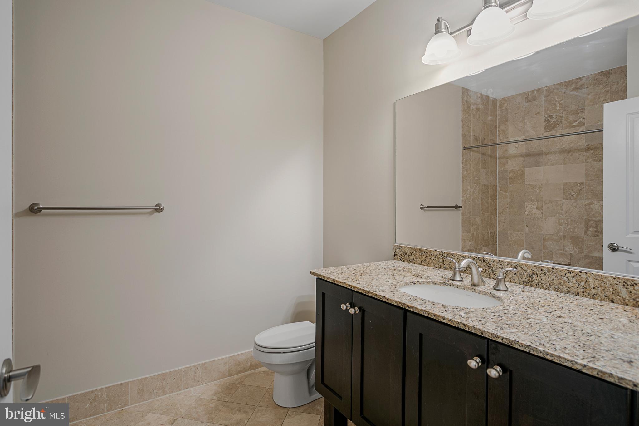 1418 North Rhodes Street, Unit B107 Arlington, VA 22209 - Photo 15 of 25