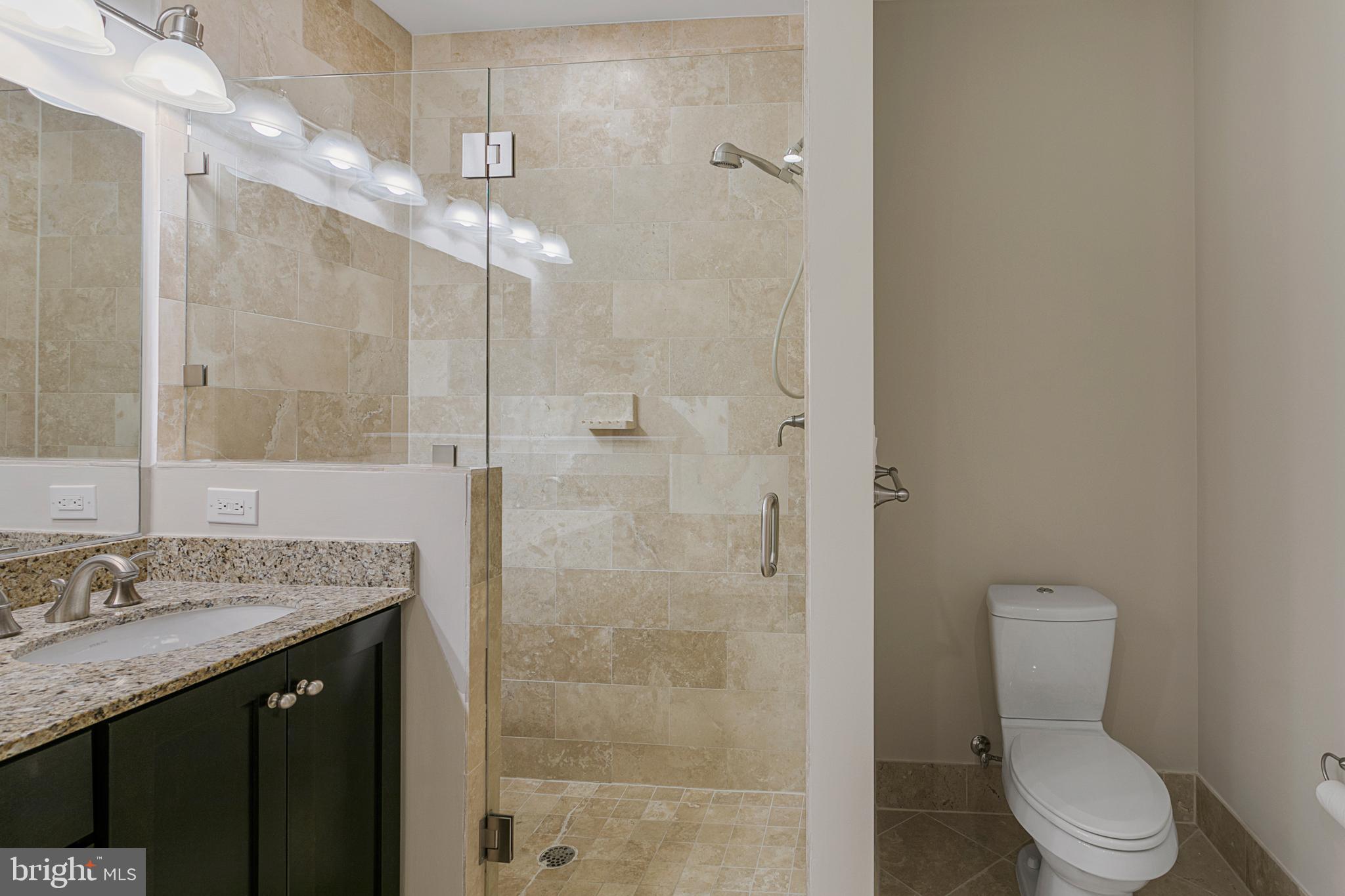 1418 North Rhodes Street, Unit B107 Arlington, VA 22209 - Photo 20 of 25