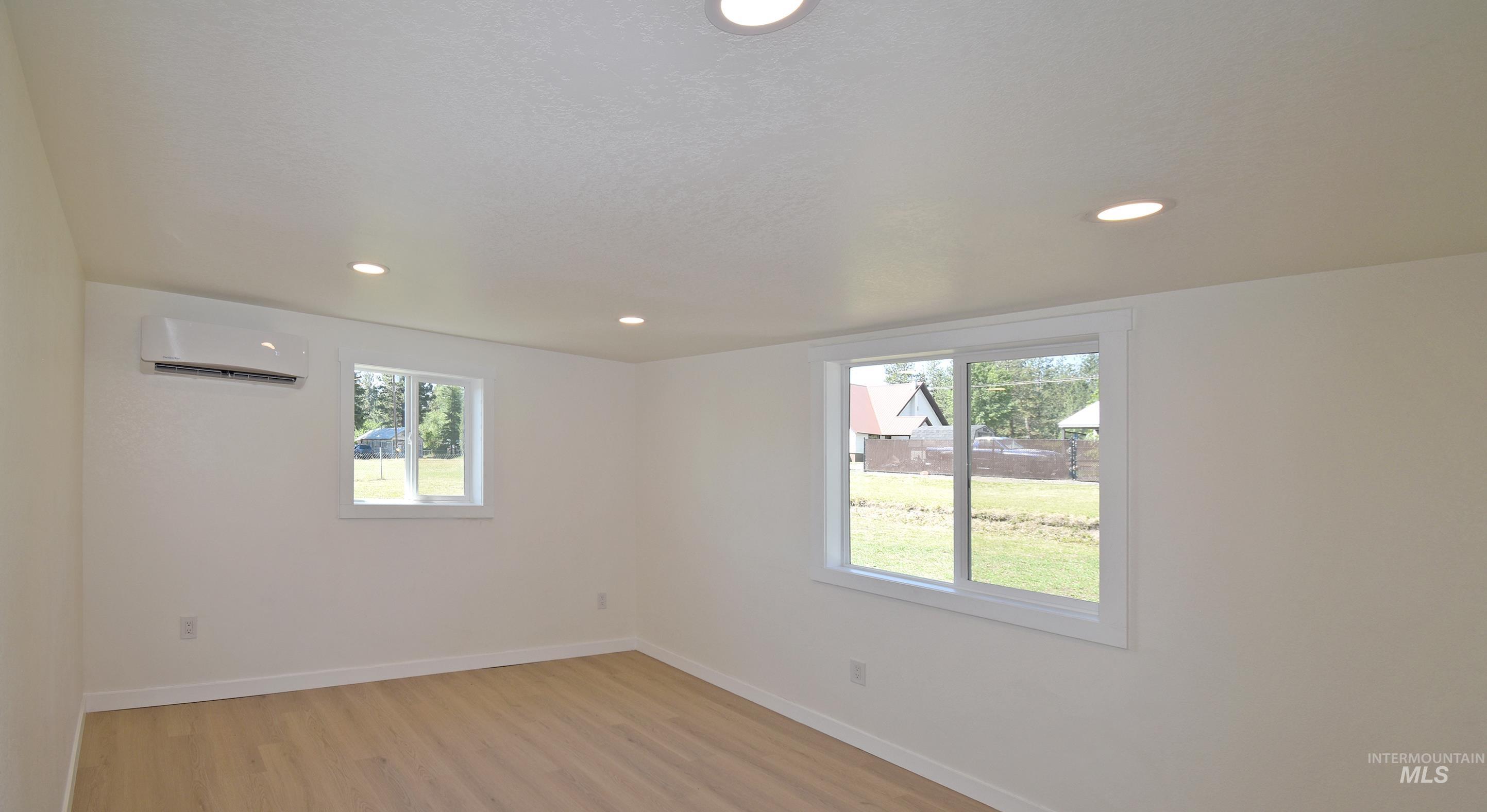 413 Ellis Avenue Winchester, ID 83555 - Photo 18 of 42
