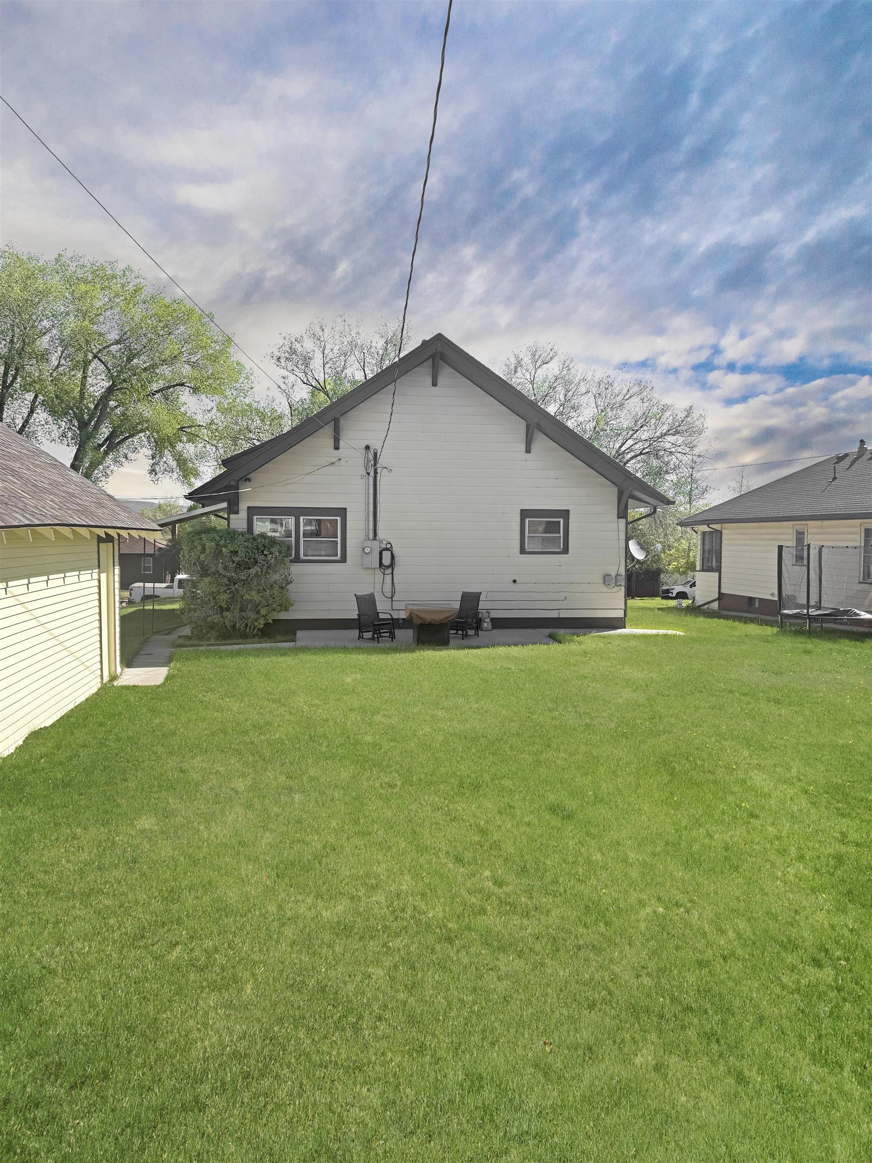 837 Summit Street Evanston, WY 82930 - Photo 4 of 22