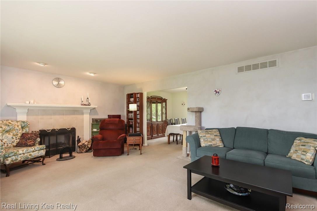 11764 Hall Road Whitmore Lake, MI 48189 - Photo 9 of 43 009-Living_Room-5712328-medium.jpg