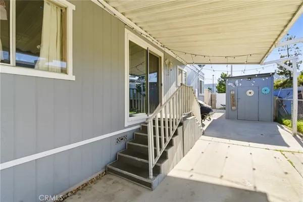 a view of entryway