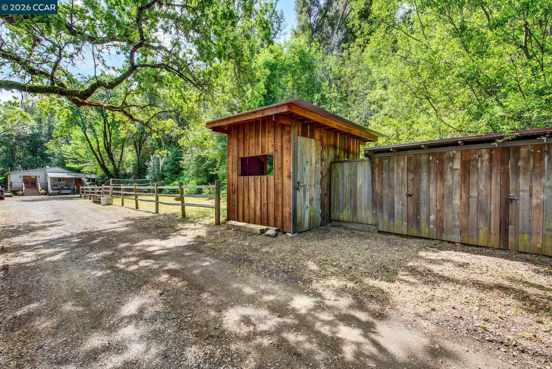 4009 A Redwood Road Napa, CA 94558 - Photo 5 of 15