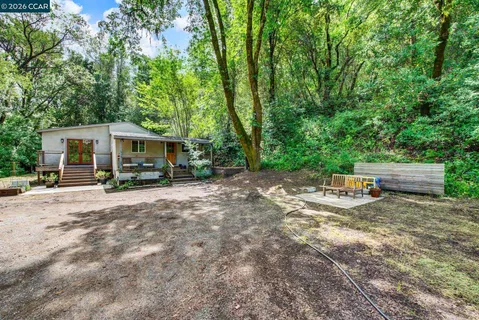 $750,000 | 4009 A Redwood Road, Napa, CA 94558