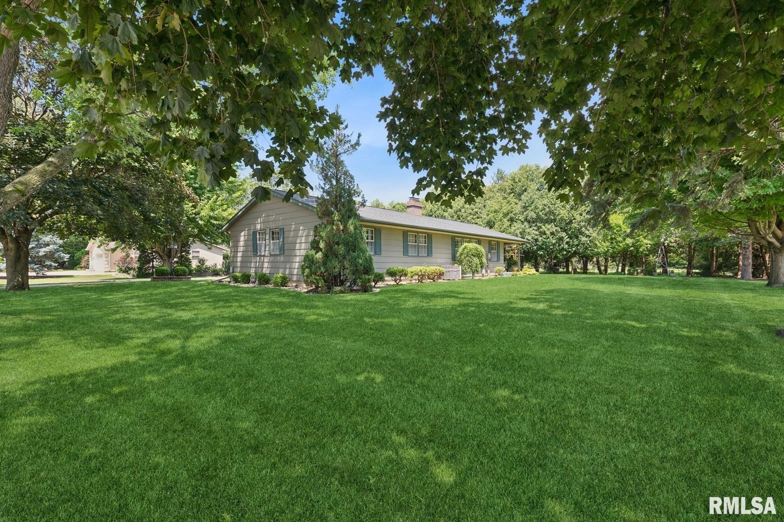 1 Pine Ridge Lane Geneseo, IL 61254 - Photo 4 of 29 Gallery Image 4
