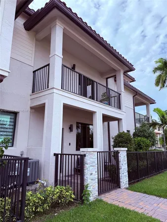 $625,000 | 4624 Northwest 83rd Avenue, Doral, FL 33166
