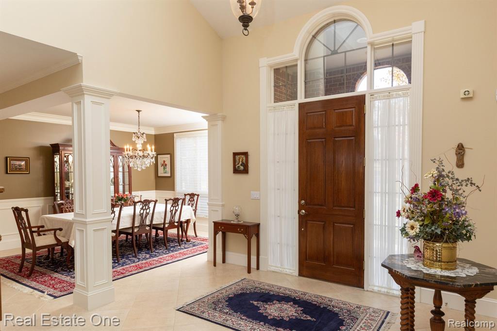 658 Langley Road Rochester Hills, MI 48309 - Photo 15 of 55
