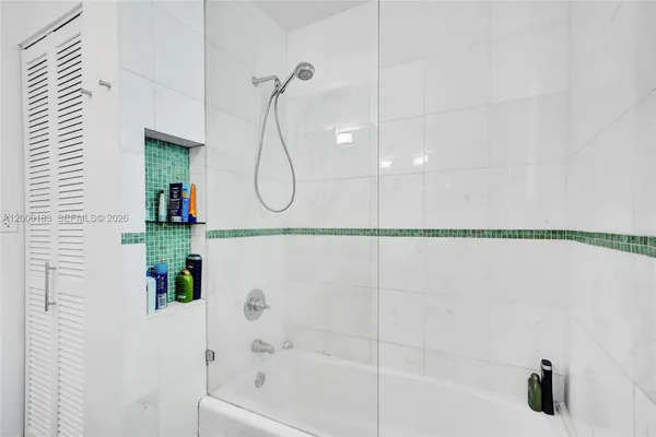 $2,000 | 815 Euclid Avenue, Unit 8, Miami Beach, FL 33139