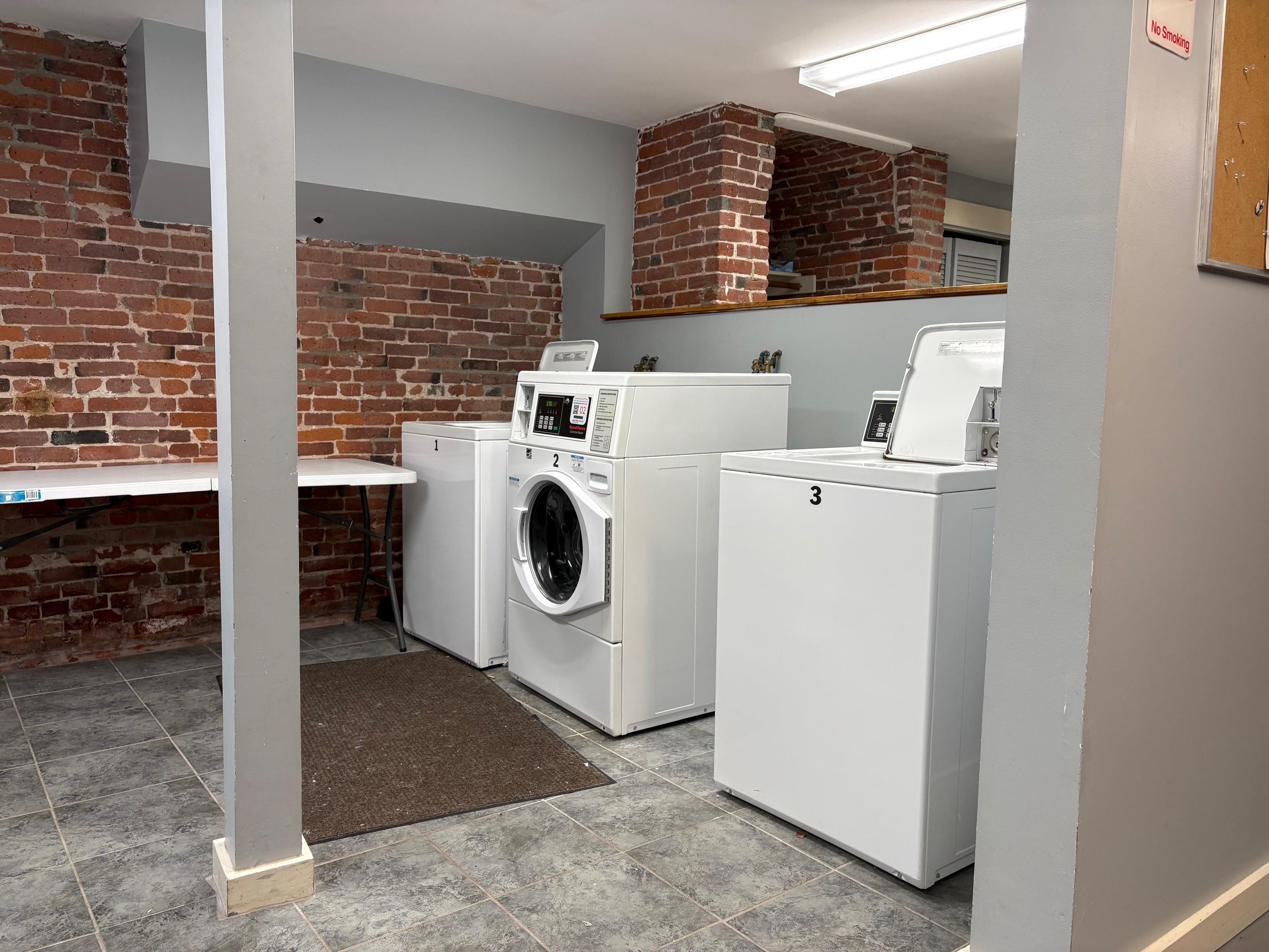 139 West Merrimack Street, Unit 3 Manchester, NH 03101 - Photo 29 of 32