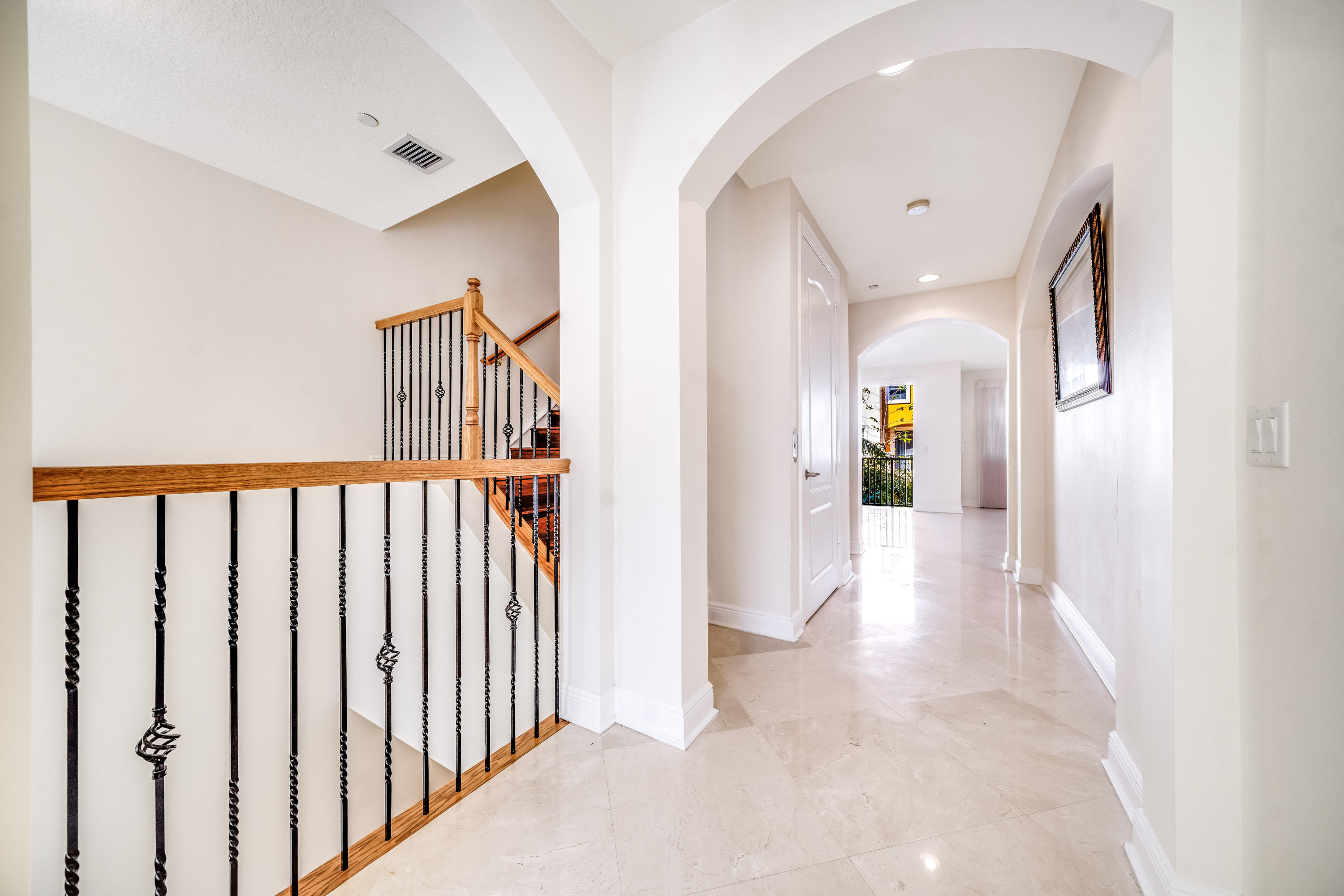 605 Northeast Francesca Lane Boca Raton, FL 33487 - Photo 32 of 53 Hall