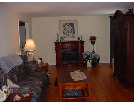 157 Edgewater Road Agawam, MA 01001 - Photo 11 of 17 Gallery Image 11