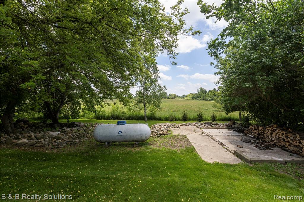 8862 Cade Road Brown City, MI 48416 - Photo 49 of 53