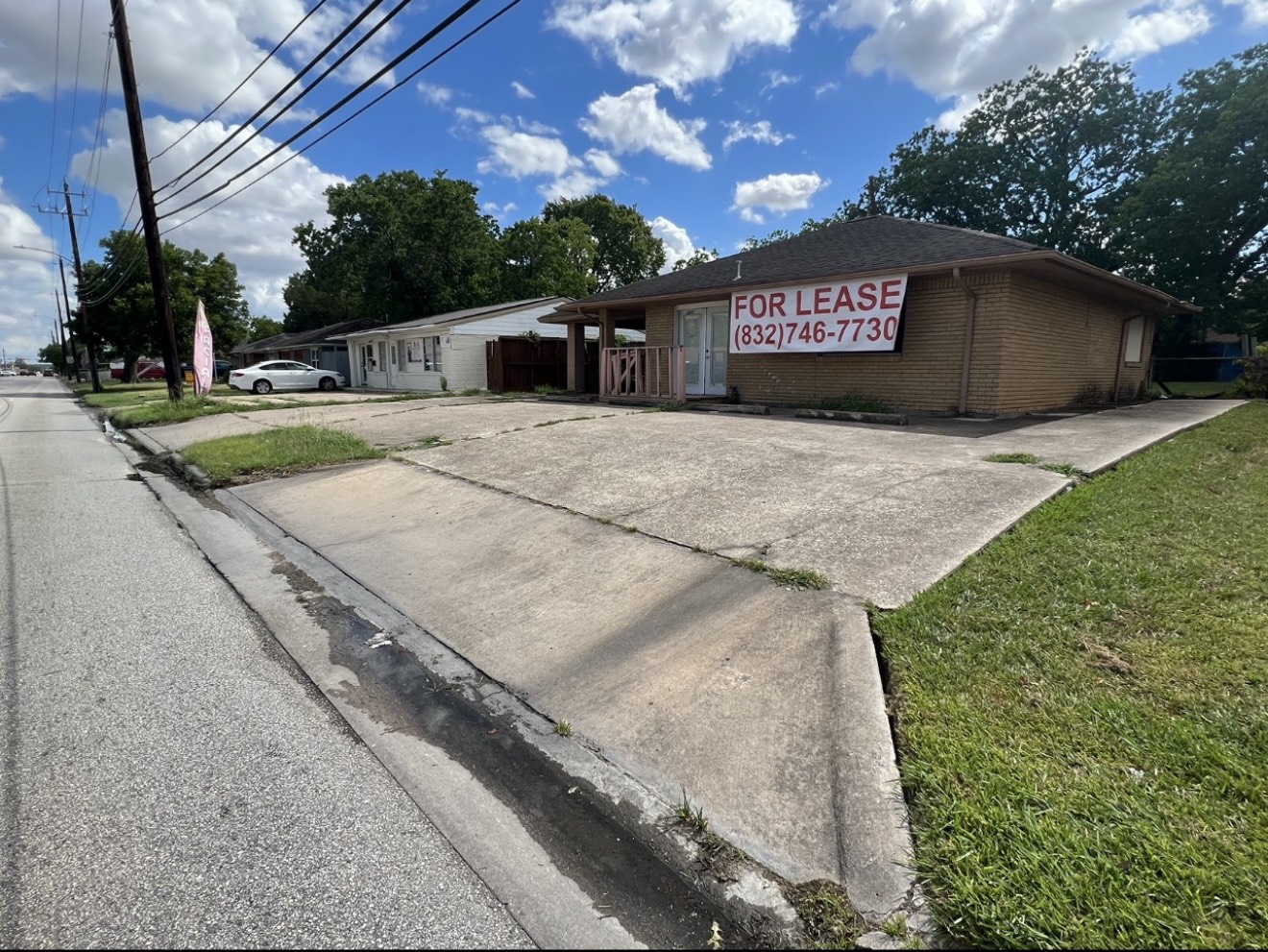 2207 Strawberry Road Pasadena, TX 77502 - Photo 2 of 6