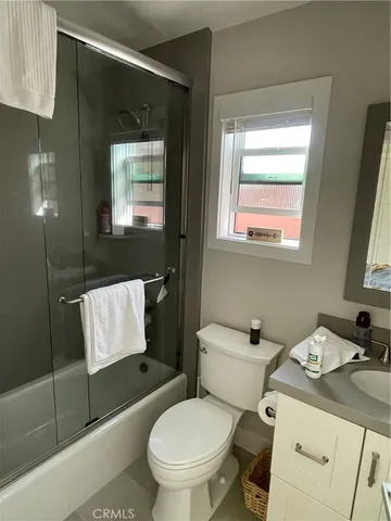 $2,500 | 204 Lugonia Street, Unit C, Newport Beach, CA 92663