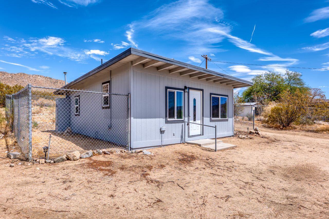 51944 Northridge Road Morongo Valley, CA 92256 - Photo 2 of 46 1