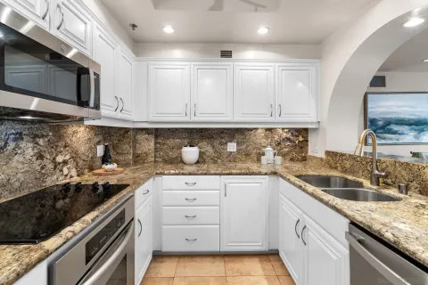 $680,000 | 100 Harbor Drive, Unit 505, San Diego, CA 92101