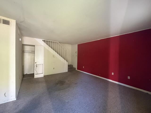 900 Mountain Creek Road, Unit 67 Chattanooga, TN 37405 - Photo 5 of 16 Living Room