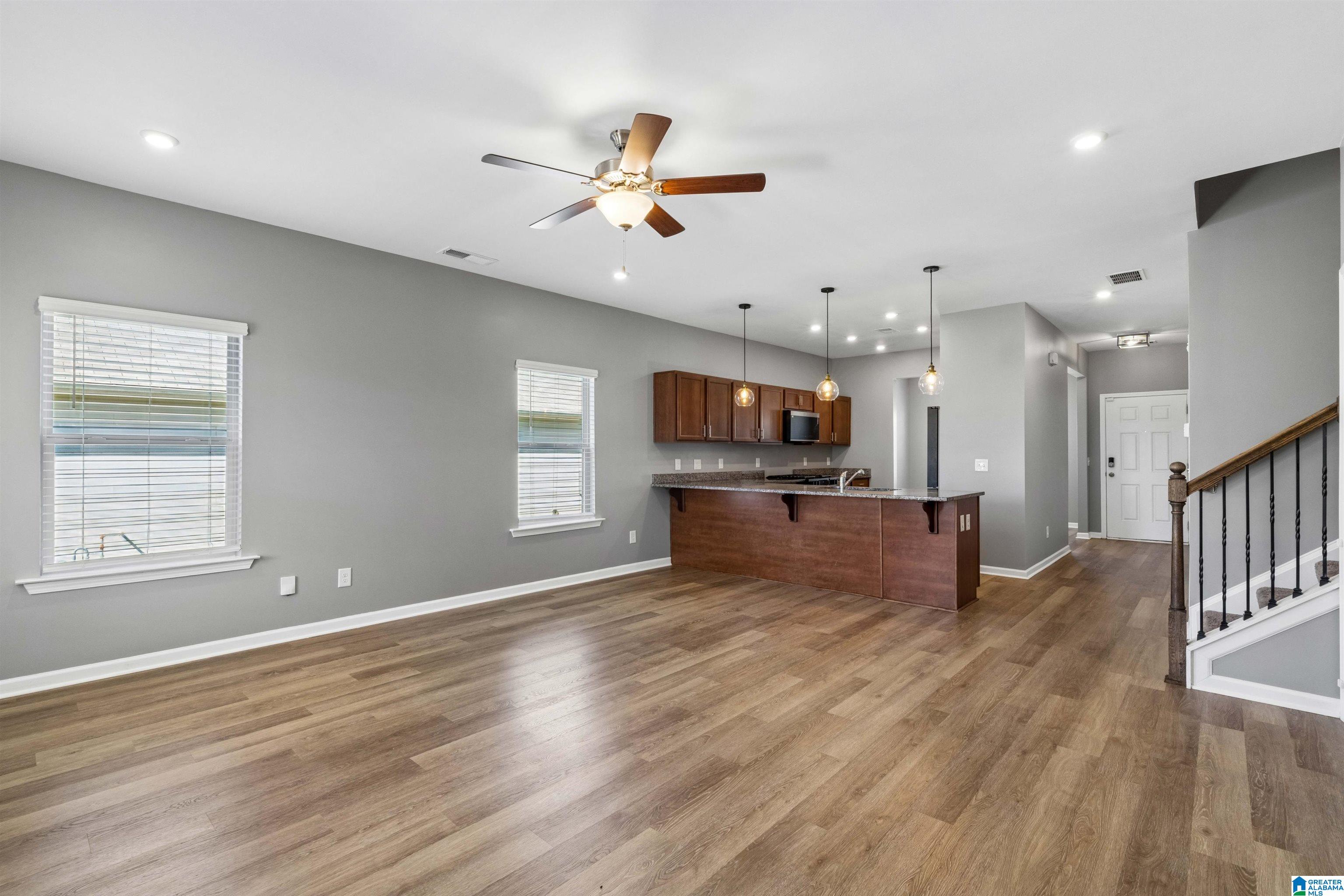712 Ridgeway Avenue Columbiana, AL 35051 - Photo 14 of 42 Gallery Image 14