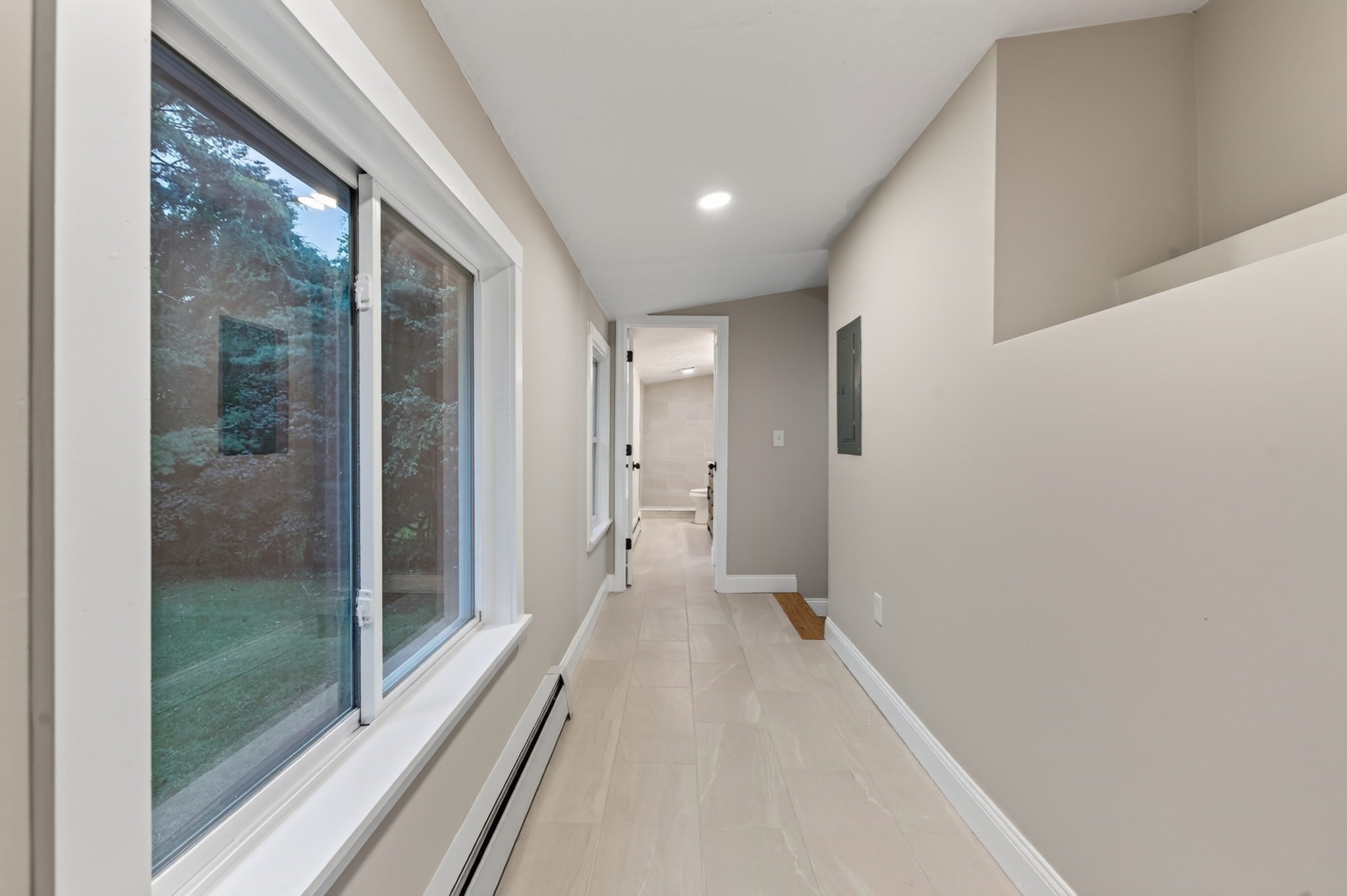 18 Elbridge Road Auburn, MA 01501 - Photo 16 of 33 Gallery Image 16