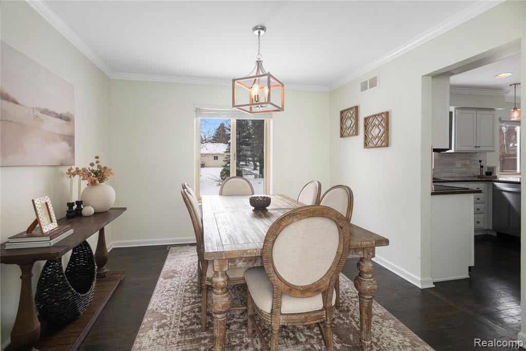 1659 Dennett Lane Rochester Hills, MI 48307 - Photo 7 of 49