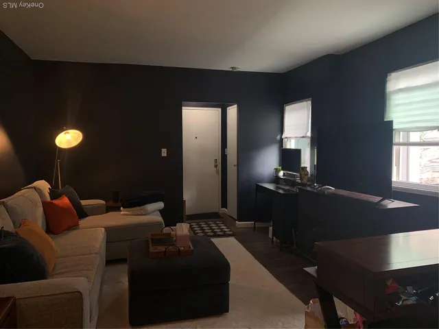 $2,100 | 21-29 Audrey Avenue, Unit C, Oyster Bay, NY 11771