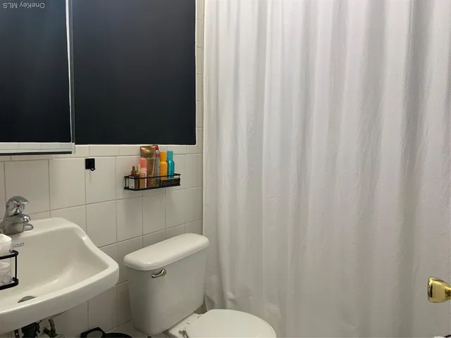 $2,100 | 21-29 Audrey Avenue, Unit C, Oyster Bay, NY 11771