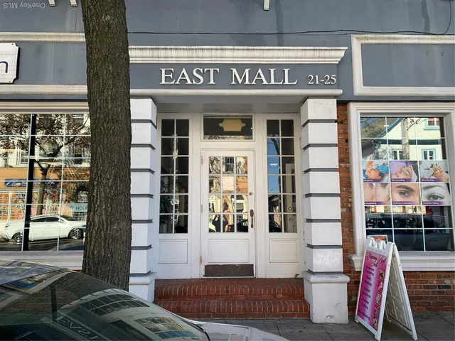 $2,100 | 21-29 Audrey Avenue, Unit C, Oyster Bay, NY 11771