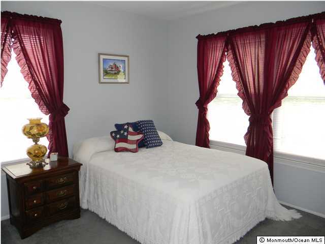 18 Reed Road Howell, NJ 07731 - Photo 13 of 20 Additional Photo