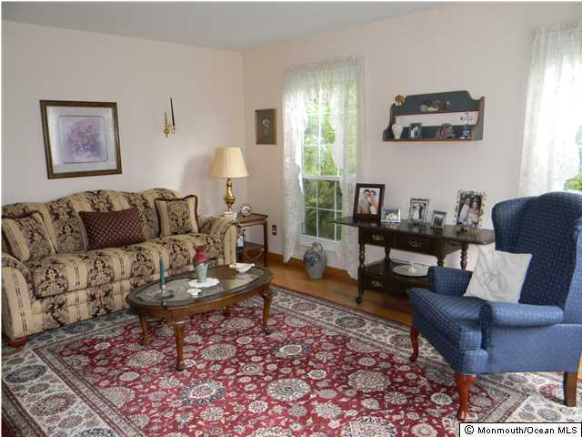 18 Reed Road Howell, NJ 07731 - Photo 4 of 20 Additional Photo