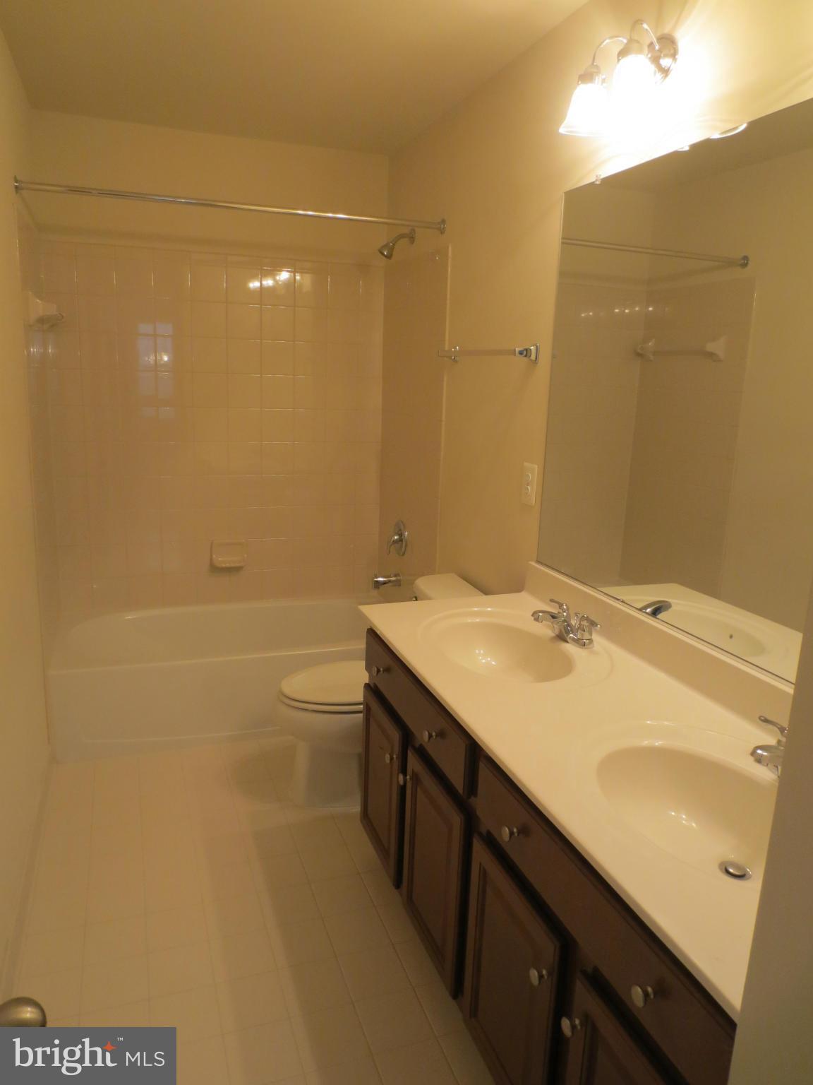9413 Cross Road Perry Hall, MD 21128 - Photo 11 of 17 Interior (General)