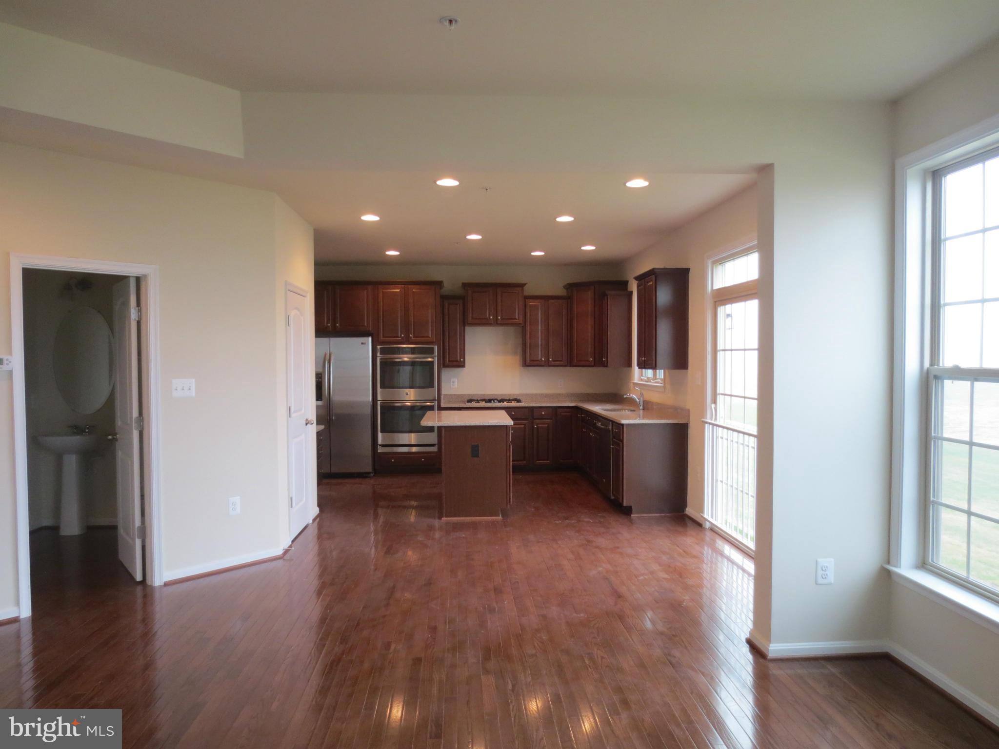 9413 Cross Road Perry Hall, MD 21128 - Photo 2 of 17 Interior (General)