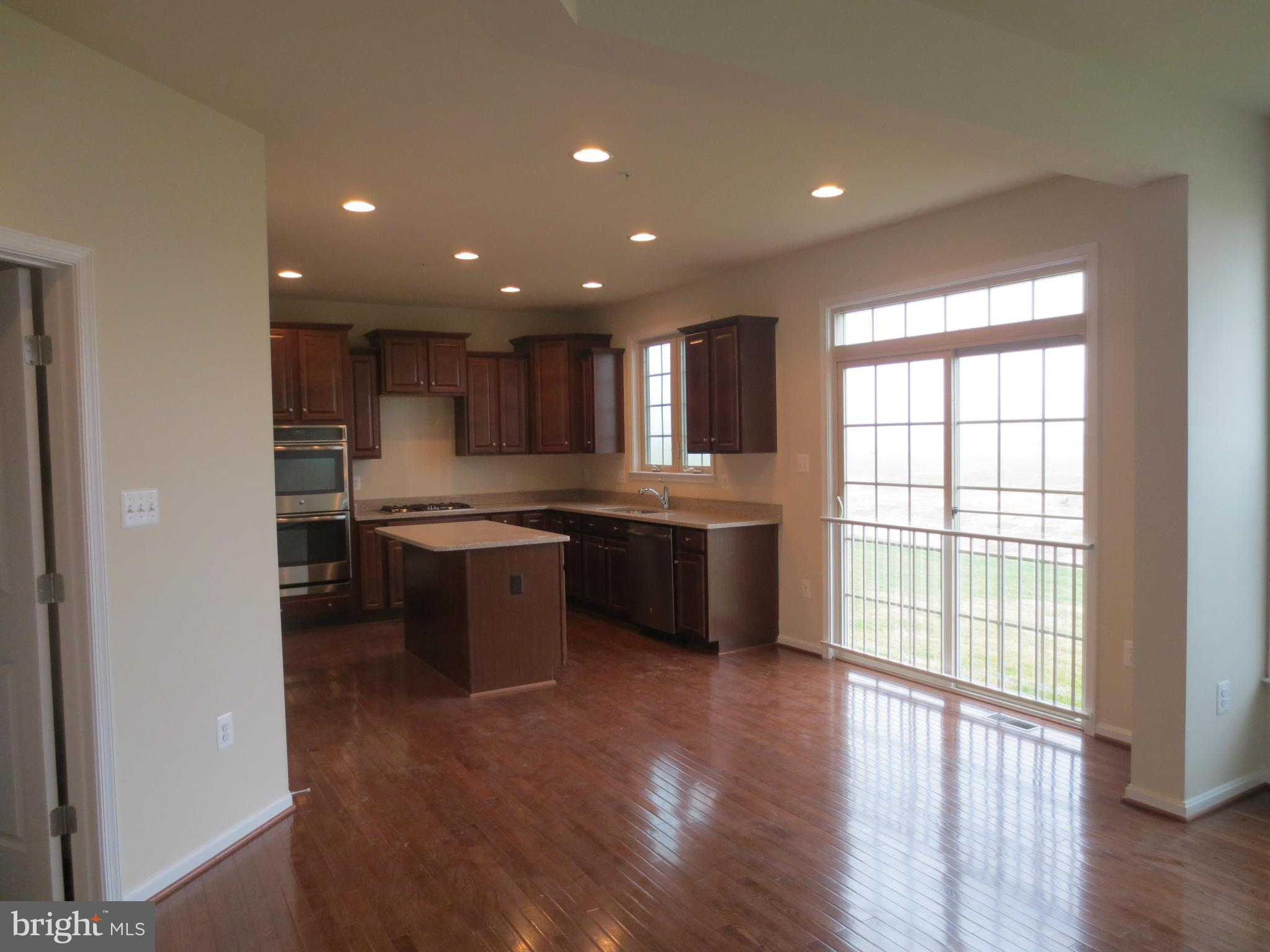 9413 Cross Road Perry Hall, MD 21128 - Photo 3 of 17 Interior (General)
