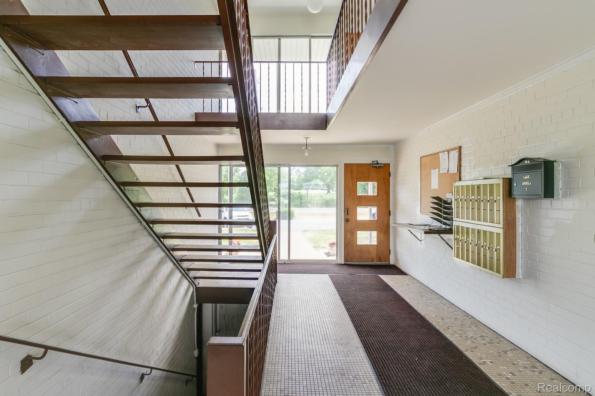 26945 Milford Road, Unit 7 New Hudson, MI 48165 - Photo 21 of 31 IMG_0001A (21).jpg