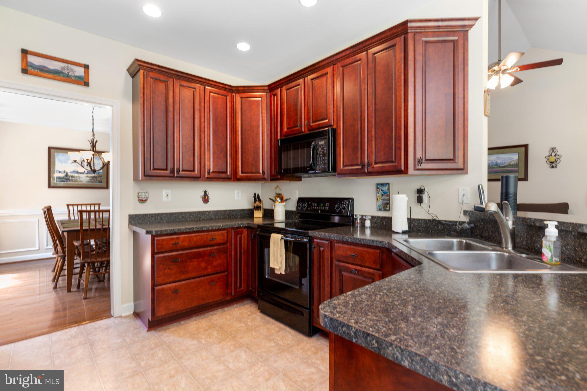 6385 St Pauls Road King George, VA 22485 - Photo 8 of 41 Nice kitchen!