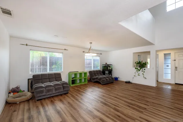 $1,000,000 | 1039 Eliot Street, Oceanside, CA 92057