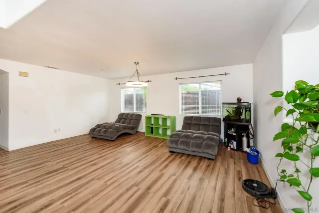 $1,000,000 | 1039 Eliot Street, Oceanside, CA 92057