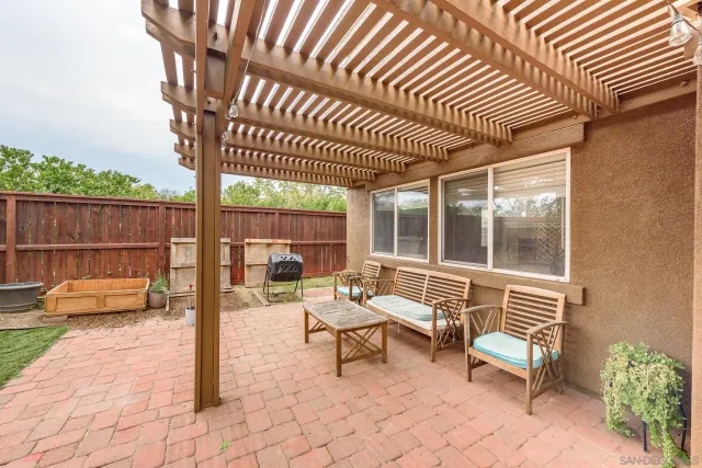 $1,000,000 | 1039 Eliot Street, Oceanside, CA 92057