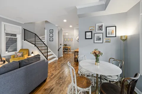 $1,100,000 | 2708 North Wilton Avenue, Chicago, IL 60614