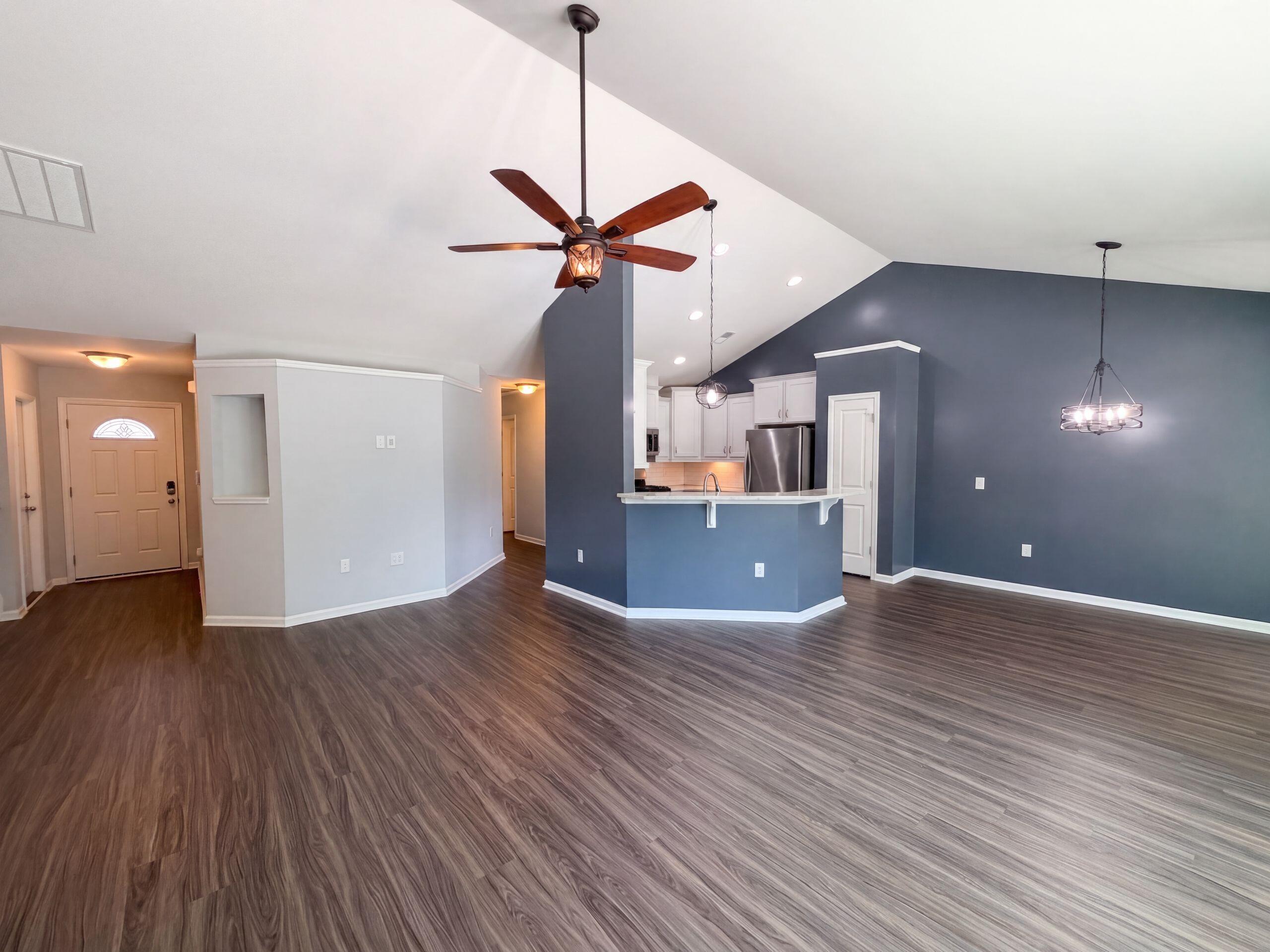 157 Alpine Road Summerville, SC 29485 - Photo 3 of 18 listing_2