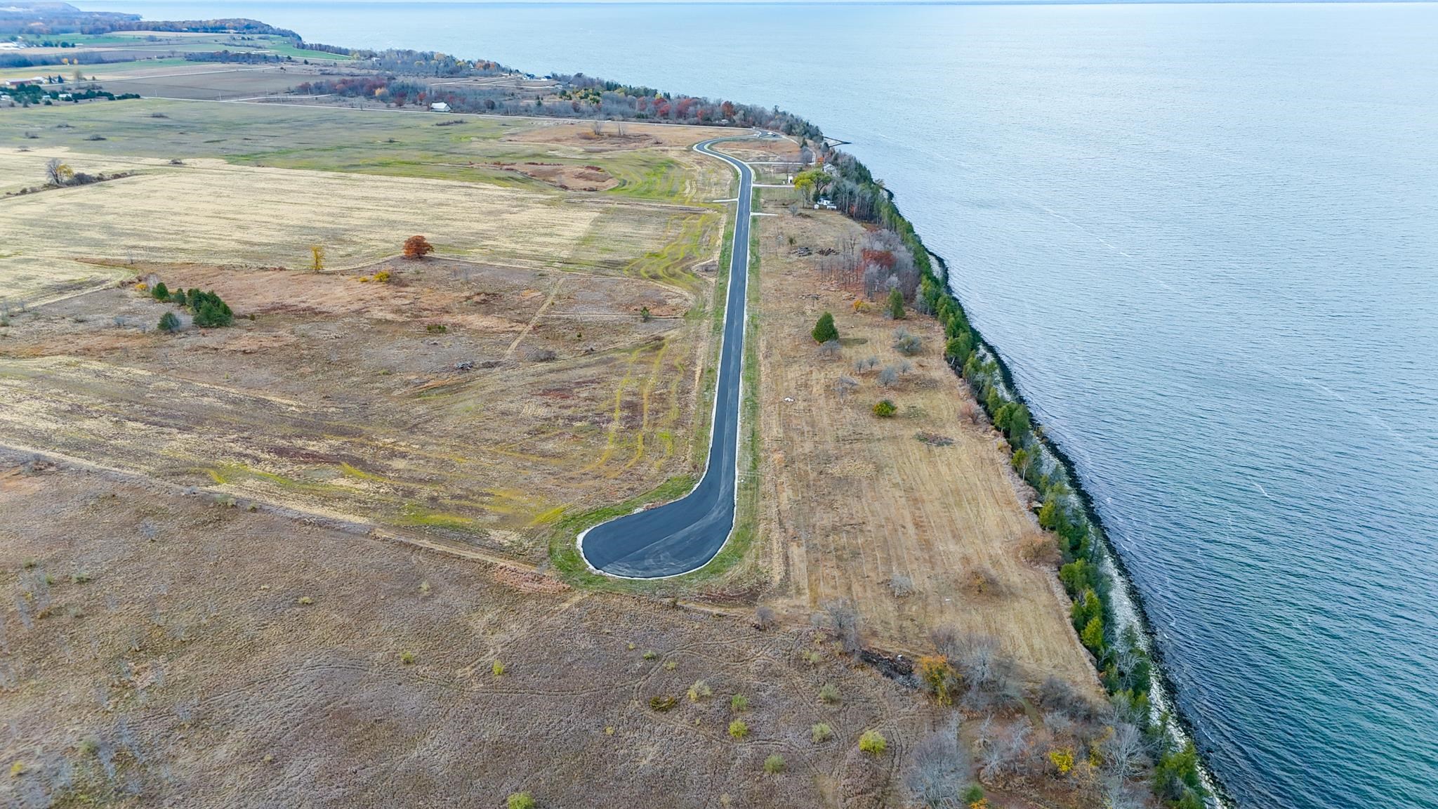 Debroux Court, Unit 10 Sturgeon Bay, WI 54235 - Photo 7 of 13