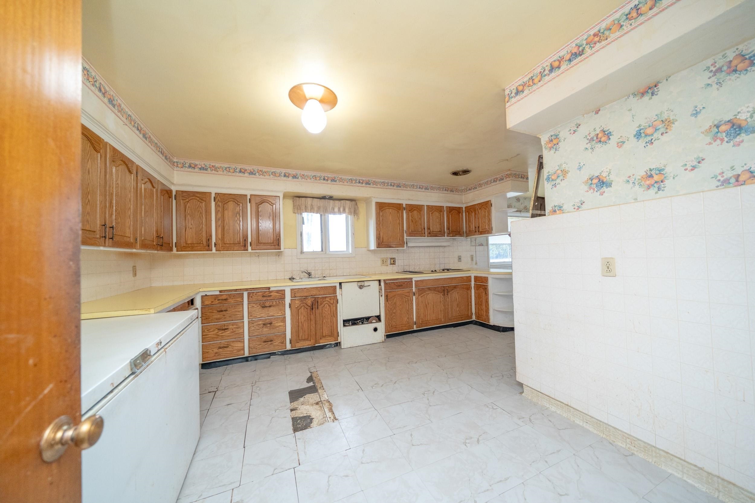 11303 East 9th Avenue Spokane Valley, WA 99206 - Photo 12 of 40