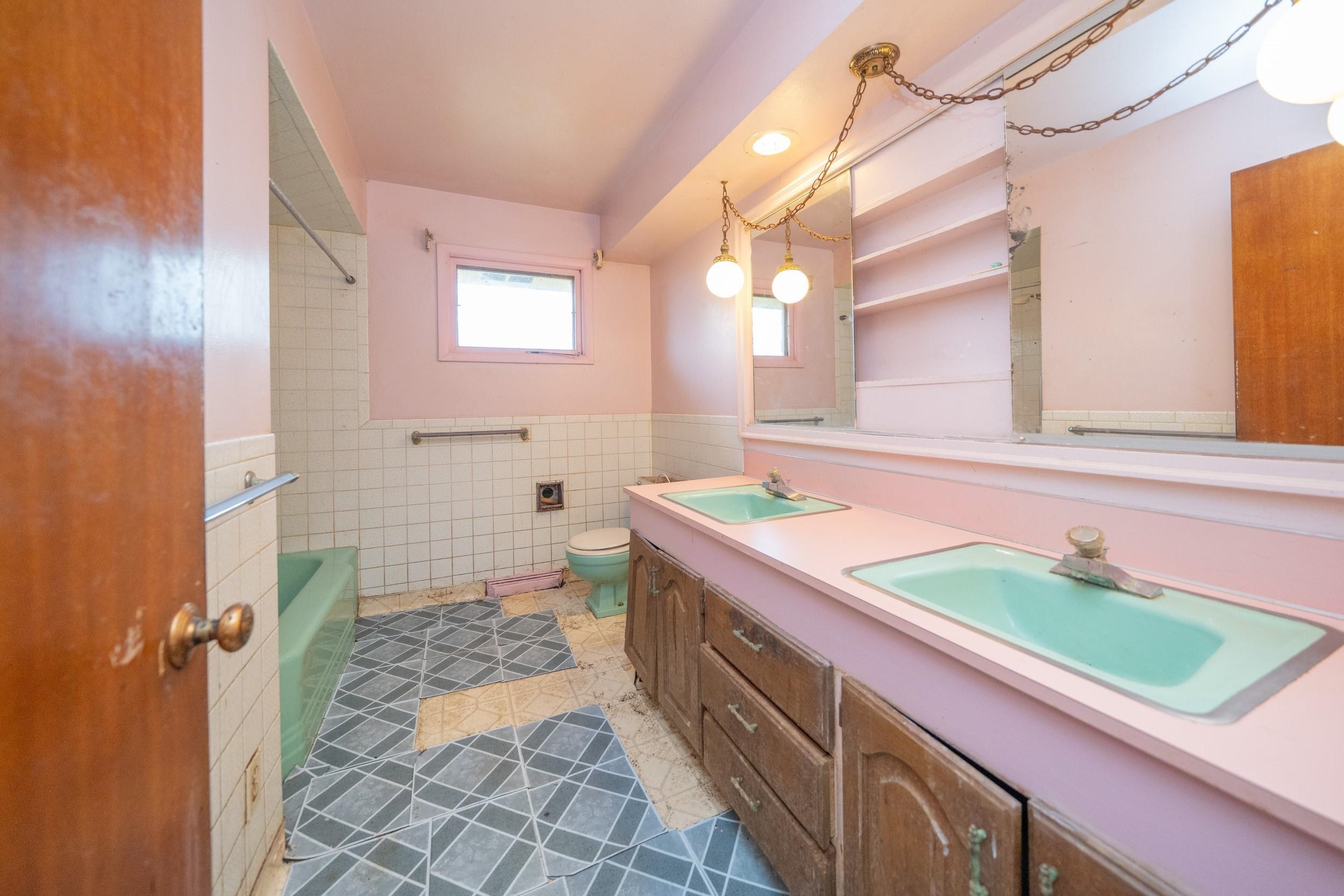 11303 East 9th Avenue Spokane Valley, WA 99206 - Photo 27 of 40