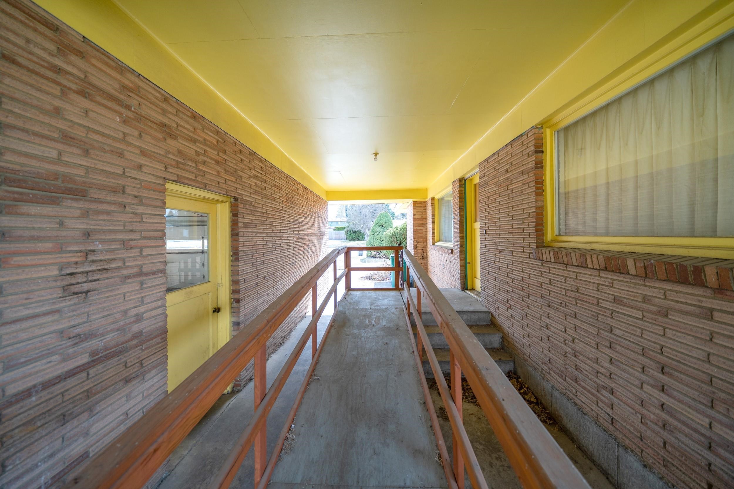 11303 East 9th Avenue Spokane Valley, WA 99206 - Photo 38 of 40