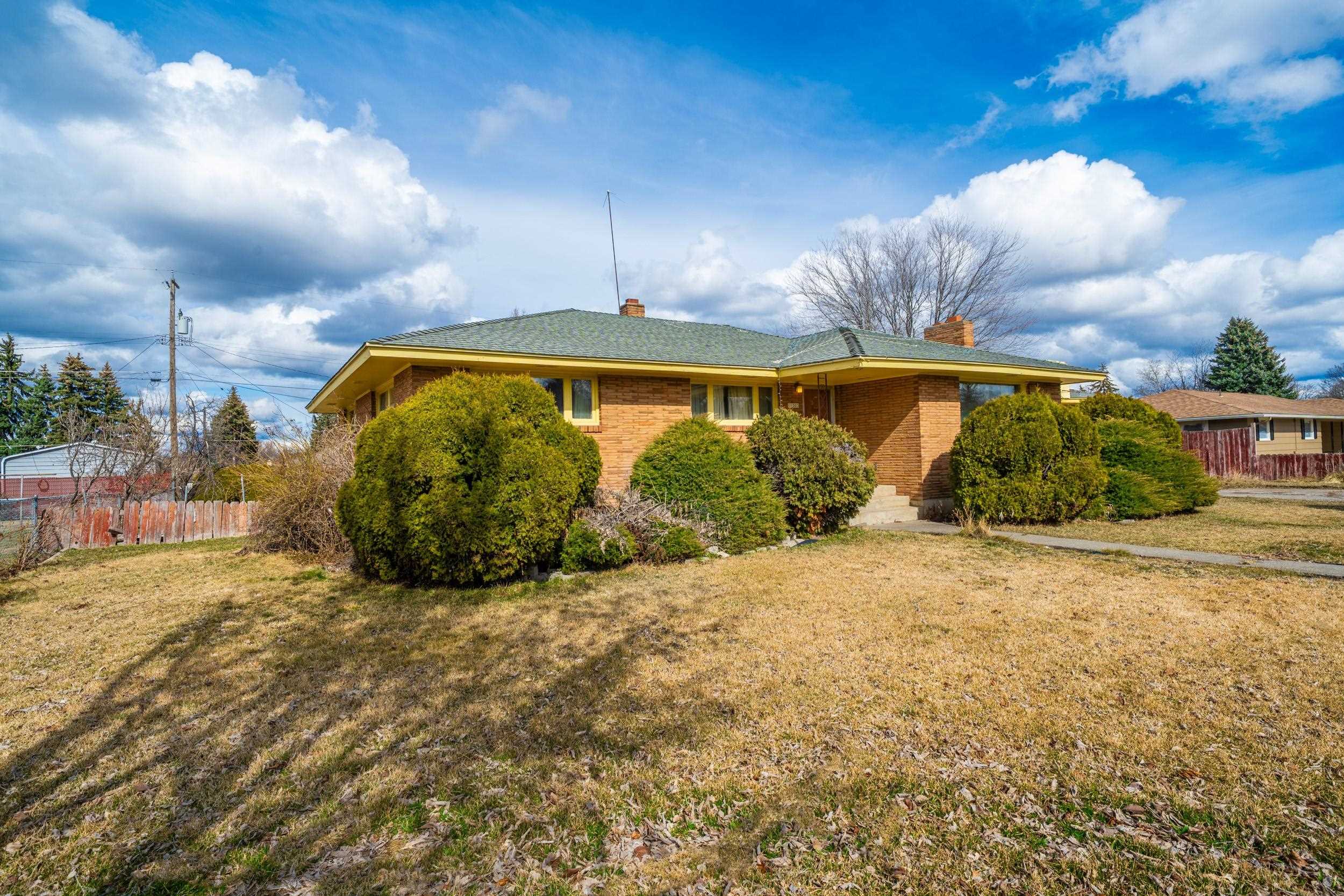 11303 East 9th Avenue Spokane Valley, WA 99206 - Photo 7 of 40