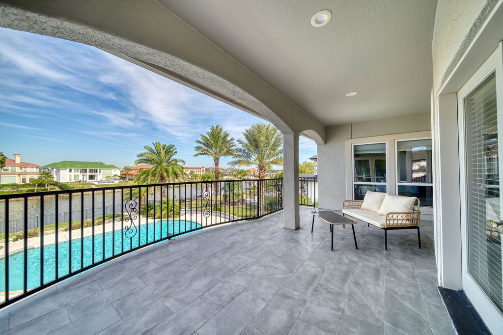 1907 Ray Shell Court Seabrook, TX 77586 - Photo 42 of 50 a view of a porch with furniture and garden